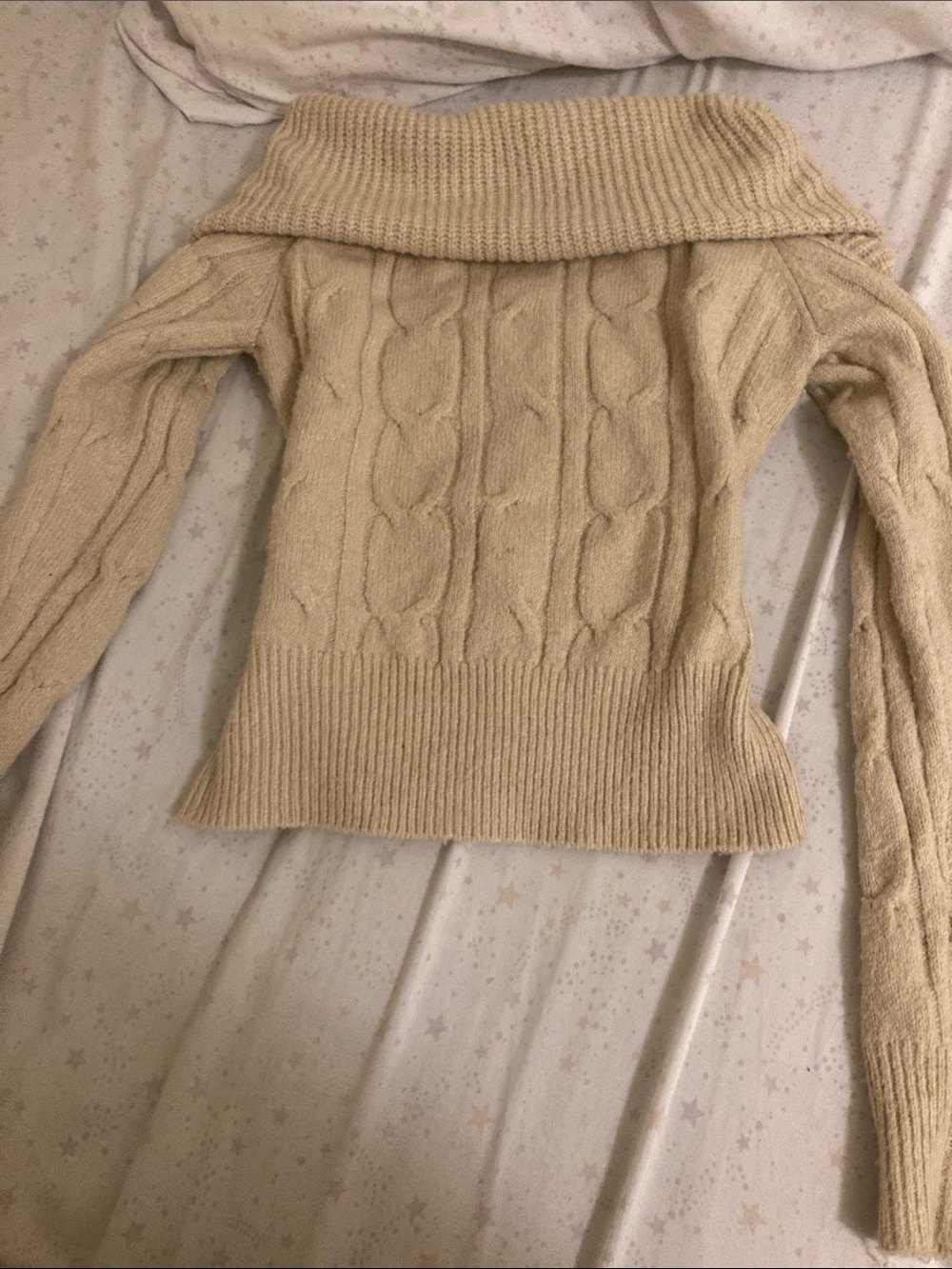 Madden Girl Cream Off-the-Shoulder Cable Knit Sweater